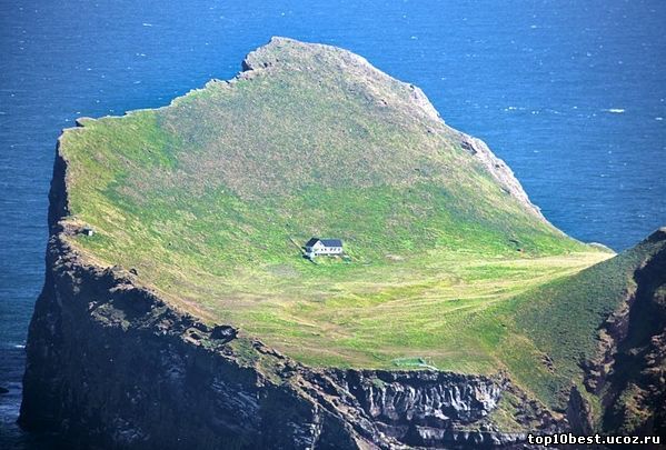 Дом на необитаемом острове
