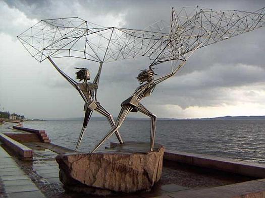 памятник рыбакакм