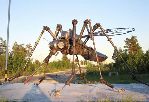 памятник комару 